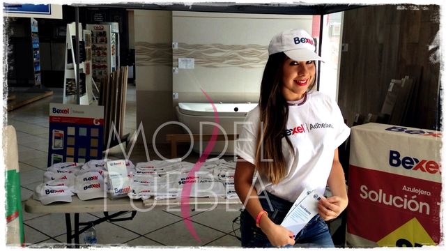 84 / Becky  / Venezolana 1.66m
Modelo - Edecán